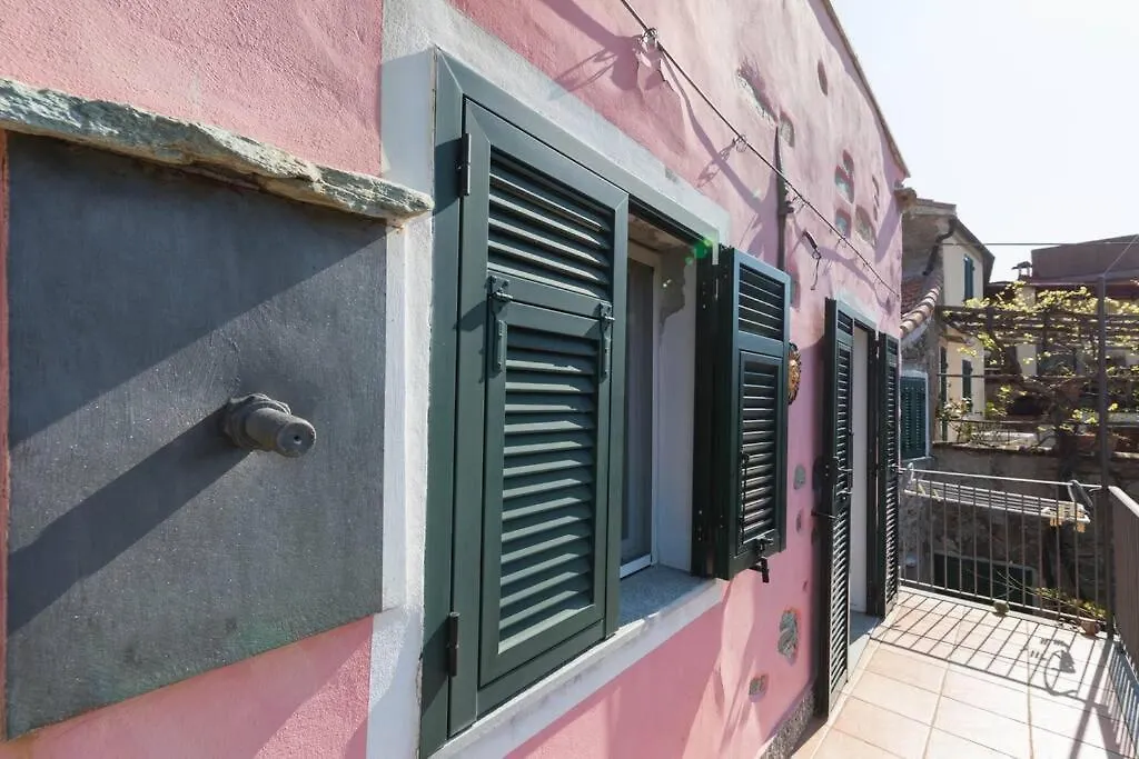 La Casa Di Sandra A Noli Villa