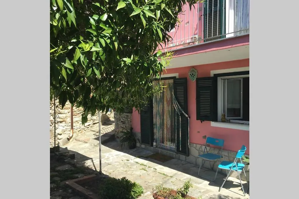 La Casa Di Sandra A Noli Villa 0*,  Italy