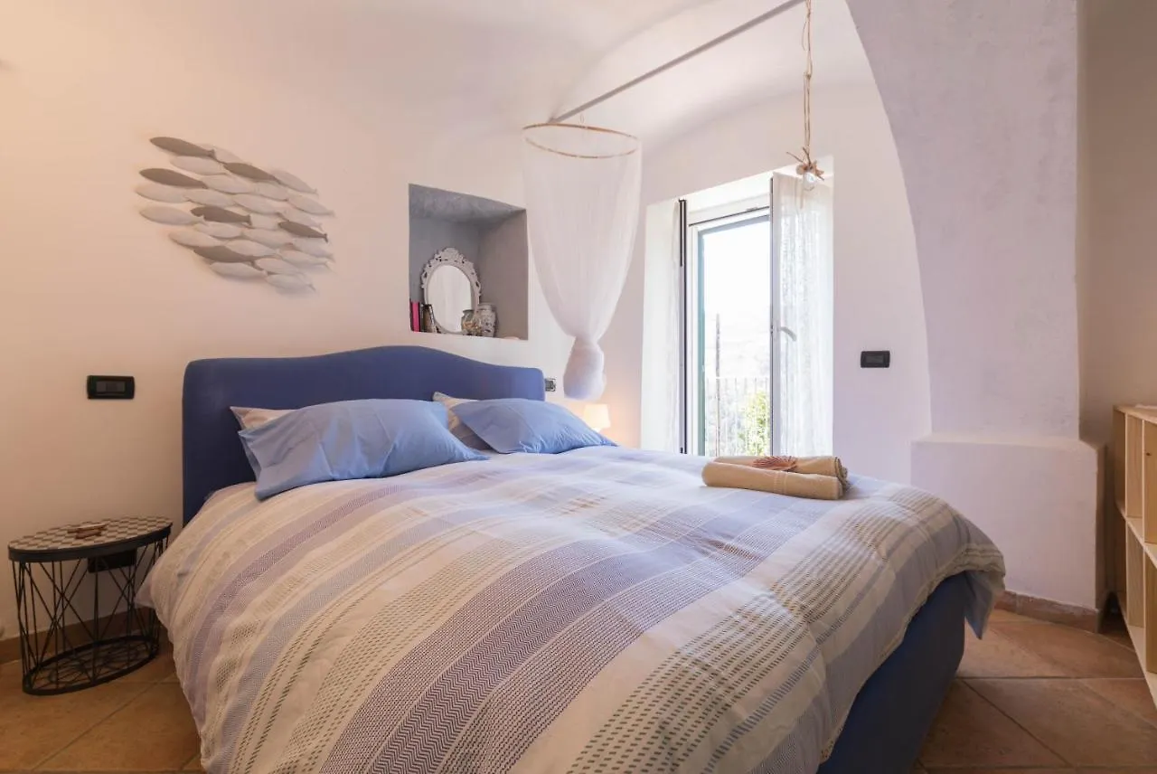 La Casa Di Sandra A Noli Villa Holiday home